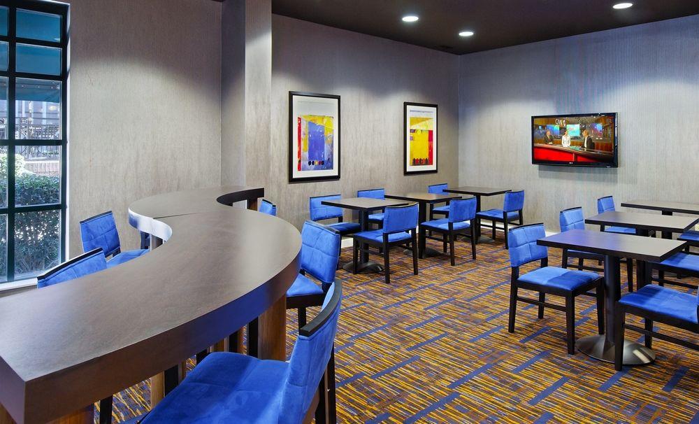 Courtyard By Marriott Chattanooga Downtown Esterno foto
