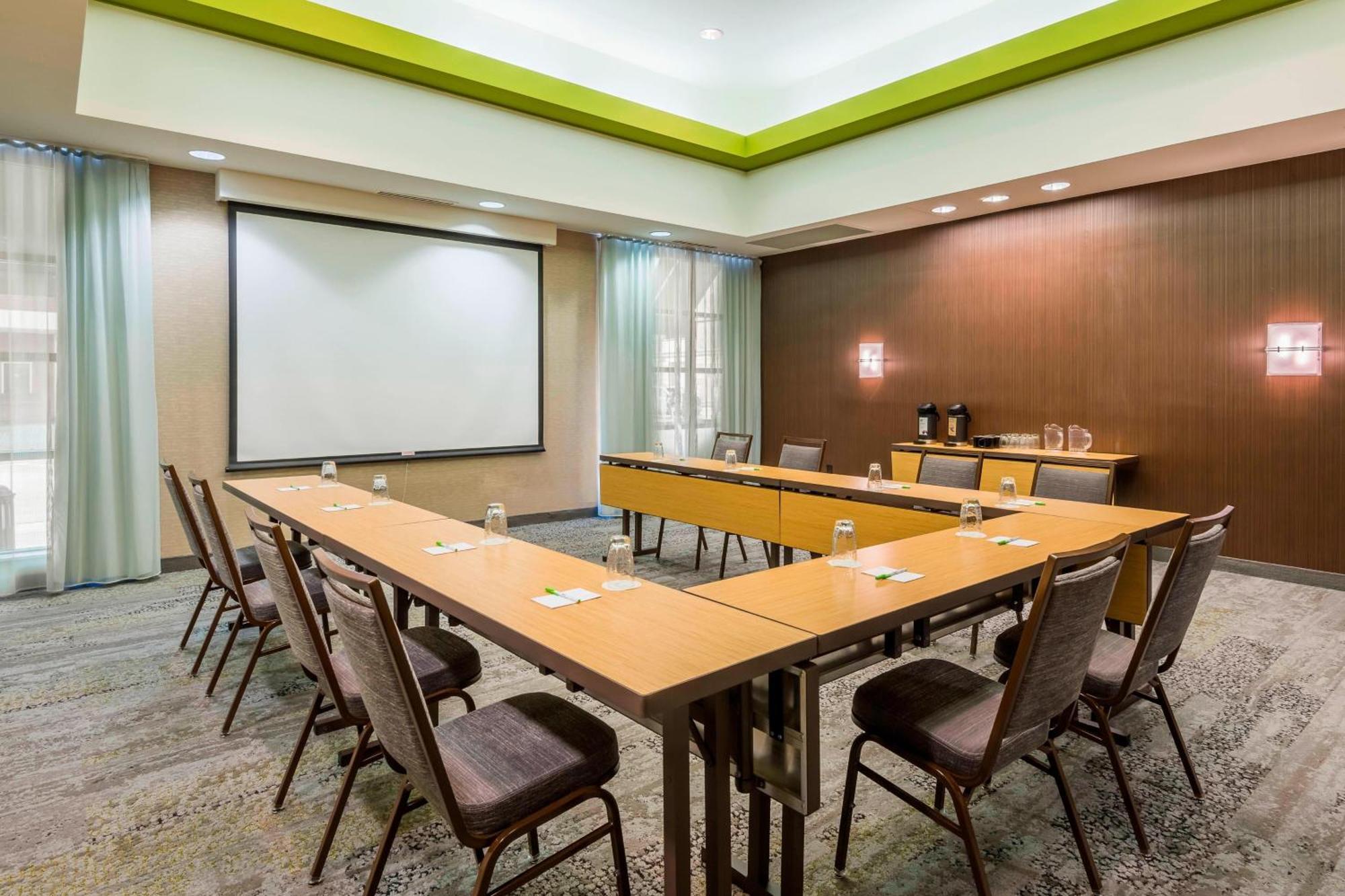 Courtyard By Marriott Chattanooga Downtown Esterno foto