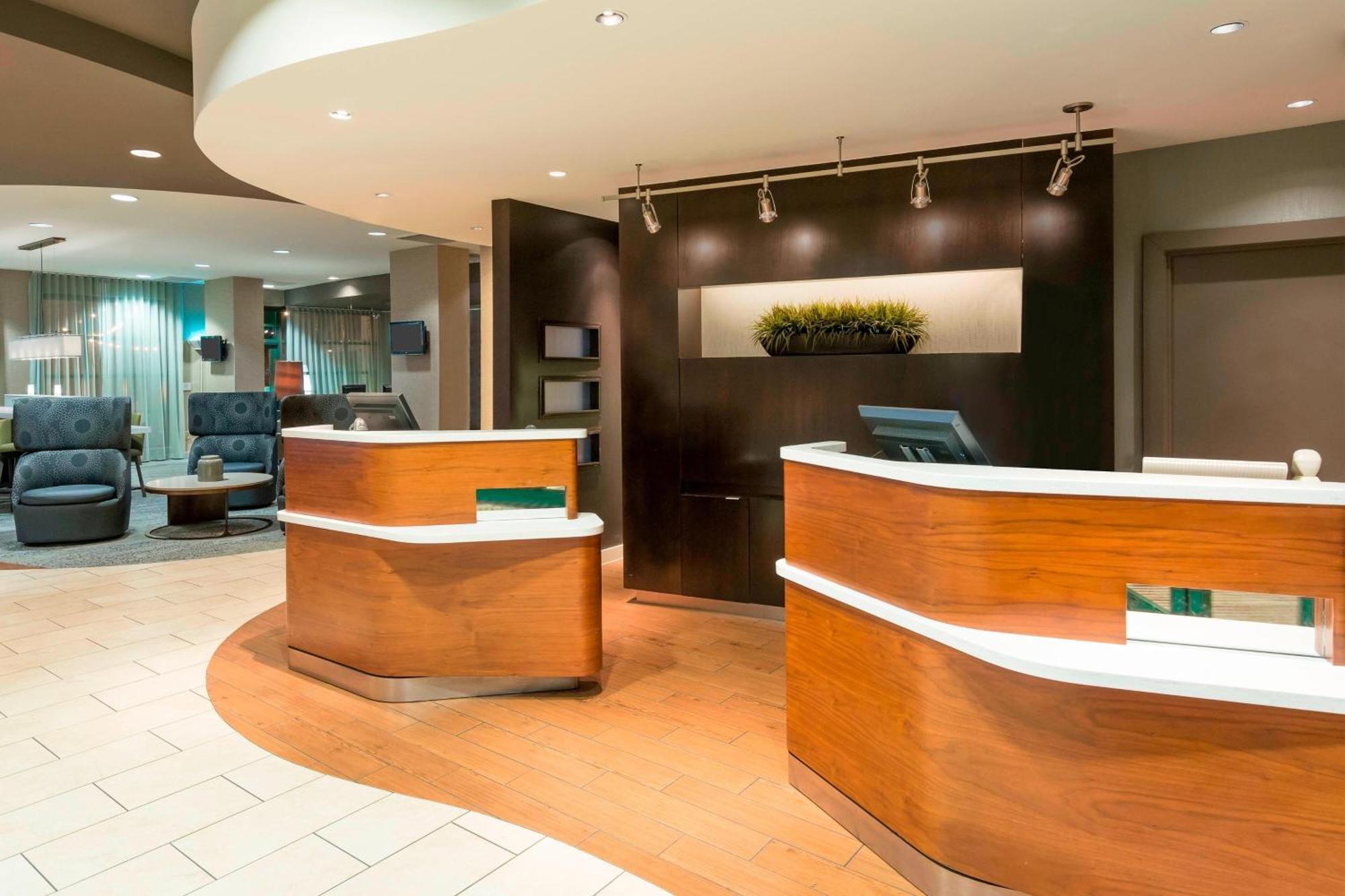 Courtyard By Marriott Chattanooga Downtown Esterno foto
