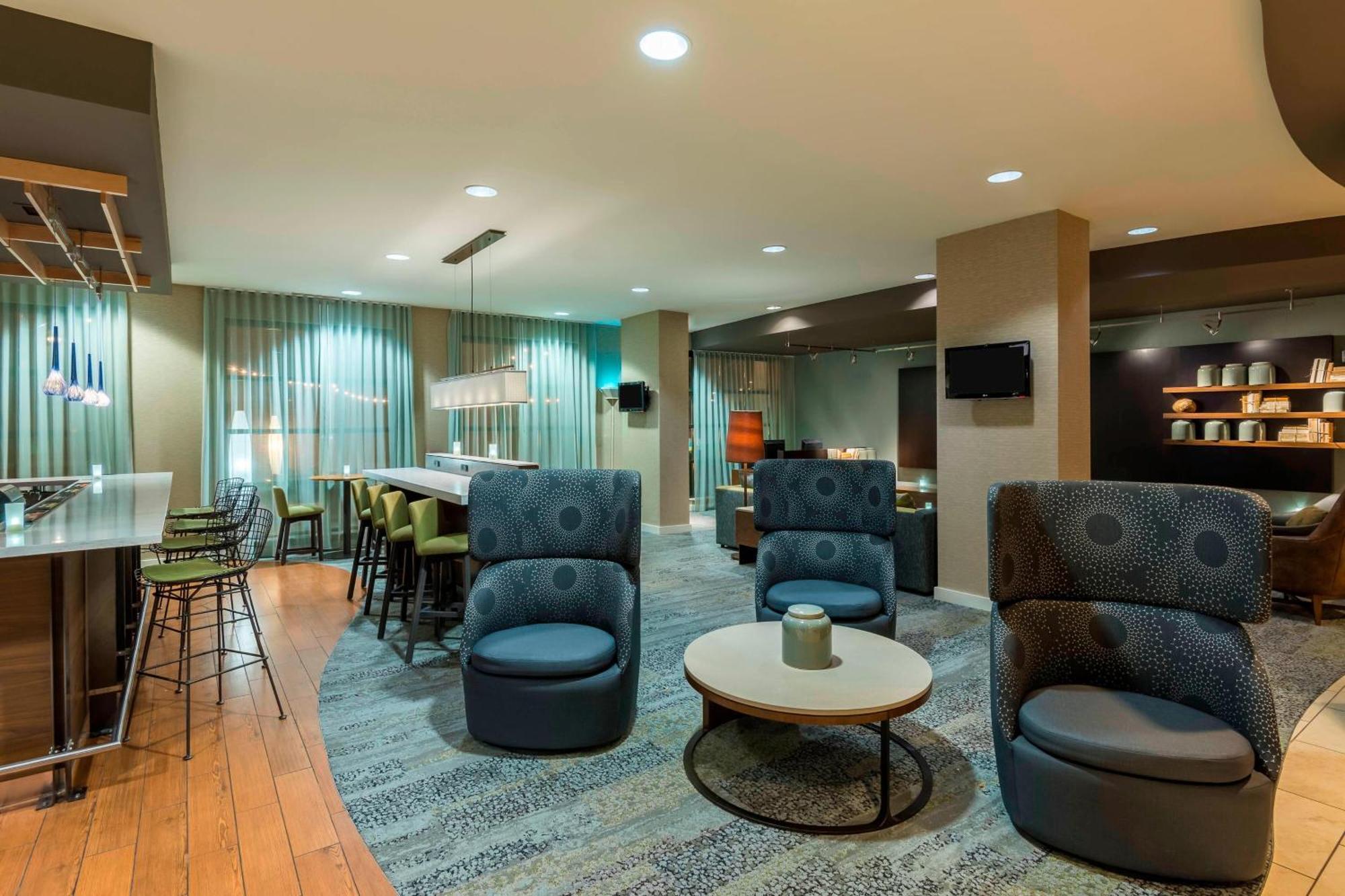 Courtyard By Marriott Chattanooga Downtown Esterno foto