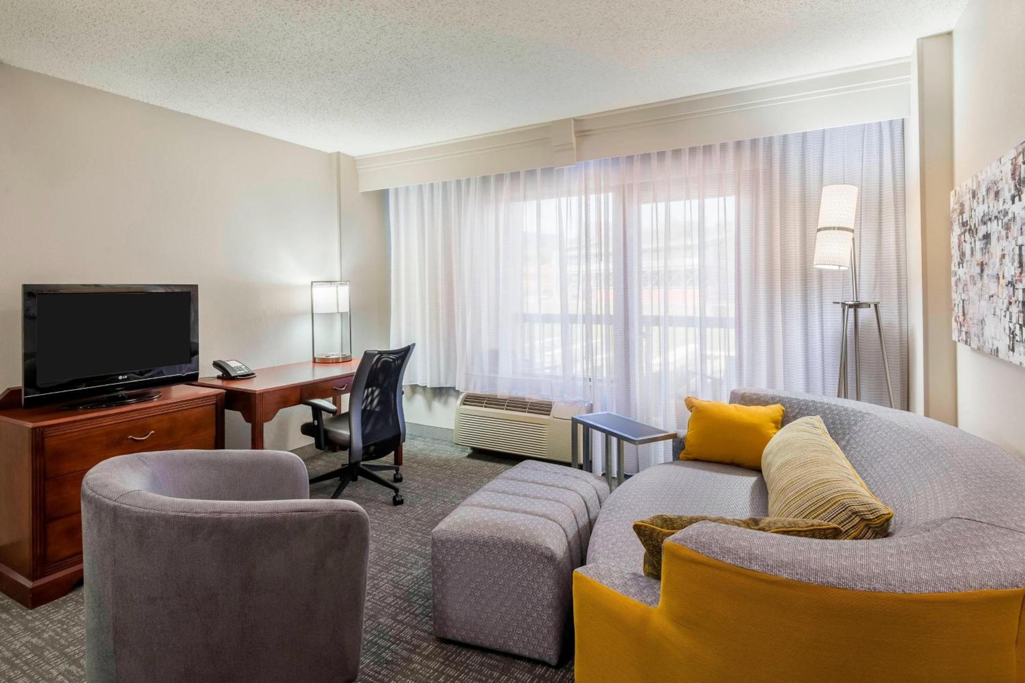 Courtyard By Marriott Chattanooga Downtown Esterno foto