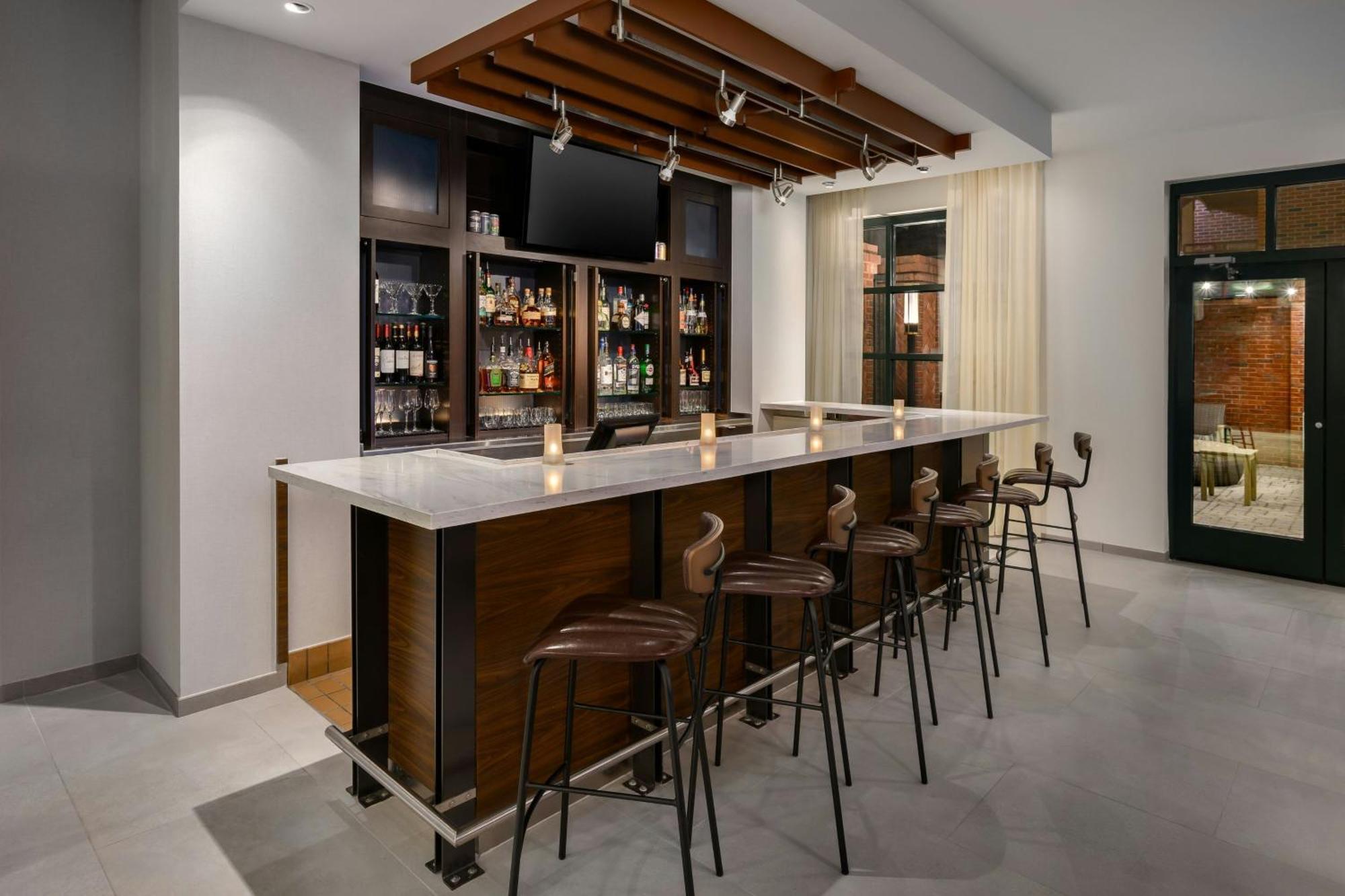 Courtyard By Marriott Chattanooga Downtown Esterno foto