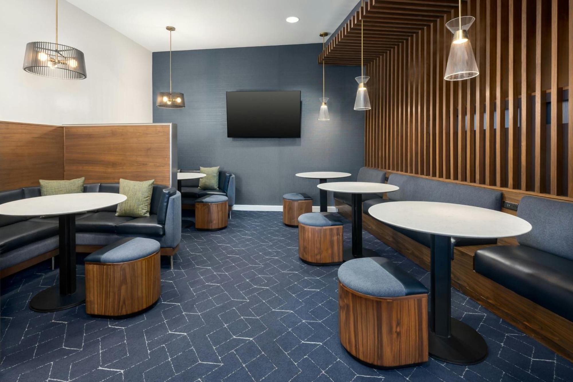 Courtyard By Marriott Chattanooga Downtown Esterno foto