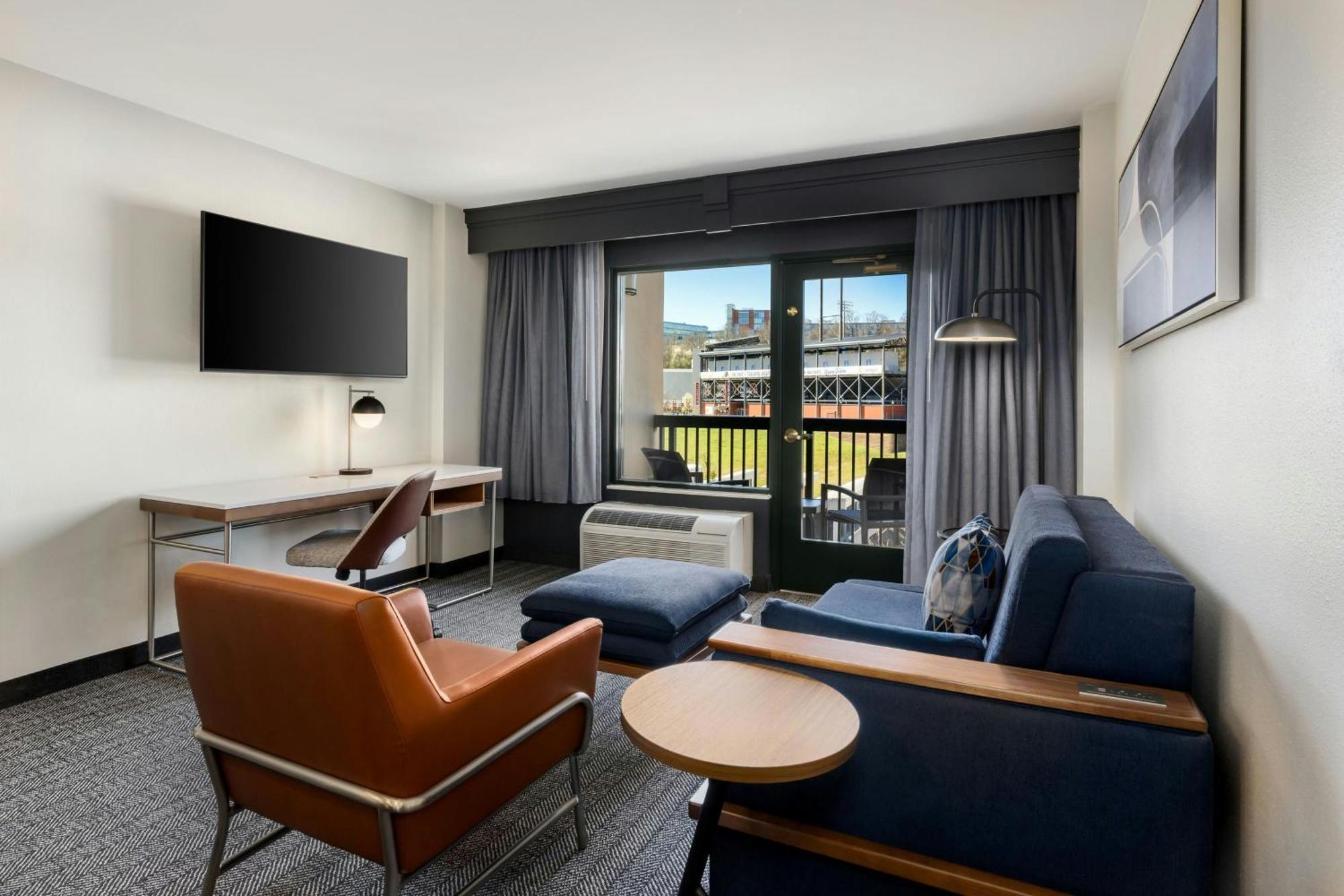 Courtyard By Marriott Chattanooga Downtown Esterno foto